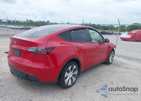 2023 Tesla Model Y Awd/Long Range Dual Motor All-Wheel Drive z USA, uszkodzony, nr VIN 7SAYGAEE6PF777290